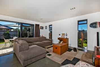 13 Lowburn Avenue, Waipu