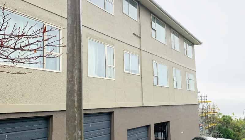 1/354 Stuart Street, Roslyn