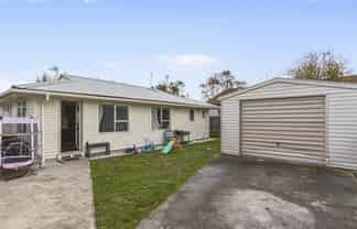 37 Saint Johns Street, Woolston