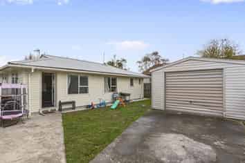 37 Saint Johns Street, Woolston