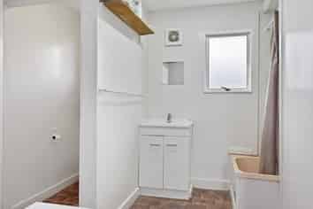 37 Saint Johns Street, Woolston