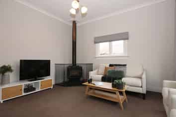 443 Queens Drive, Windsor