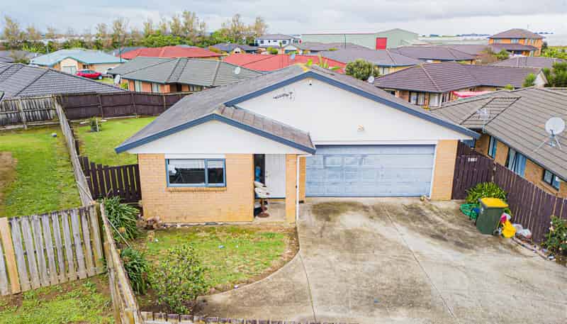 8 Orrell Place, Mangere