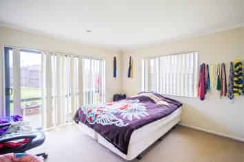 8 Orrell Place, Mangere