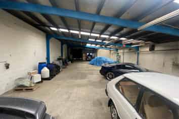 Centrally located warehouse