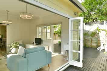 24 Buchanan Street, Kingsland