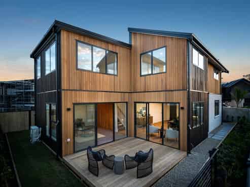 2 Ocean Breeze Avenue, Hobsonville