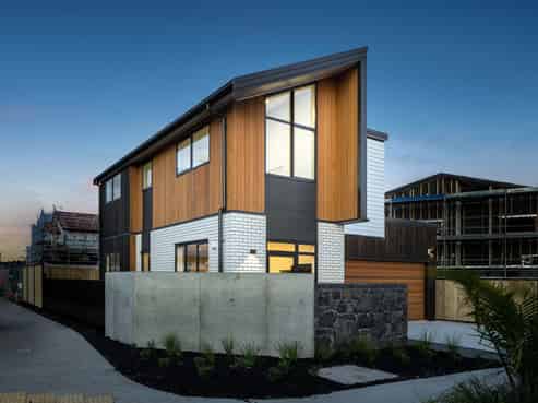 2 Ocean Breeze Avenue, Hobsonville