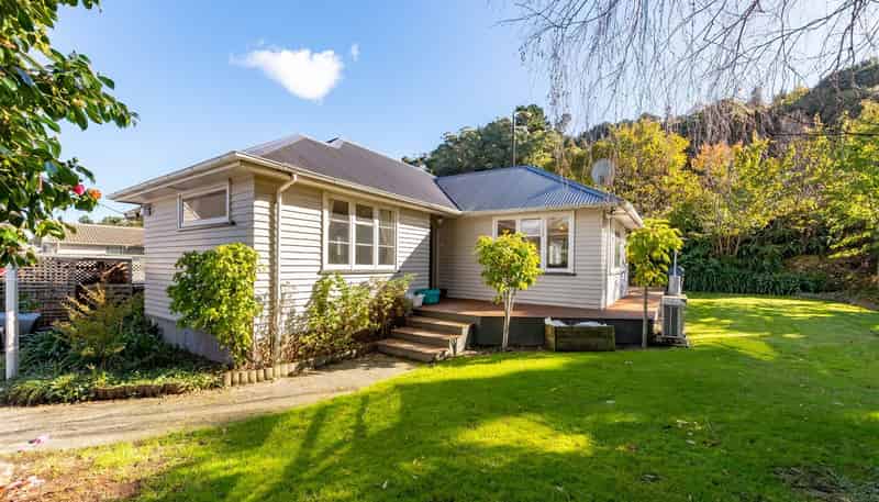 79 Owen Street, Belmont