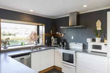 221 The Terrace, Ashhurst