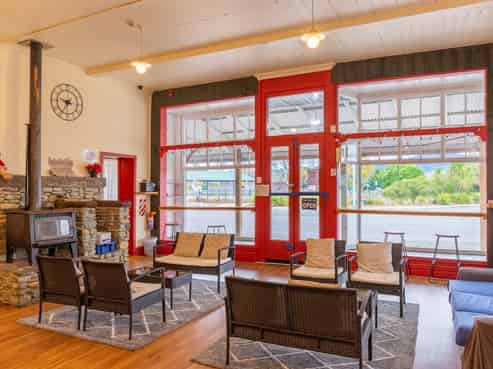 RSE or backpackers accommodation for sale