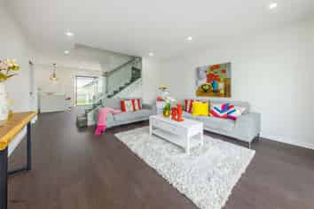 76 Kauri Heart Avenue, Takanini