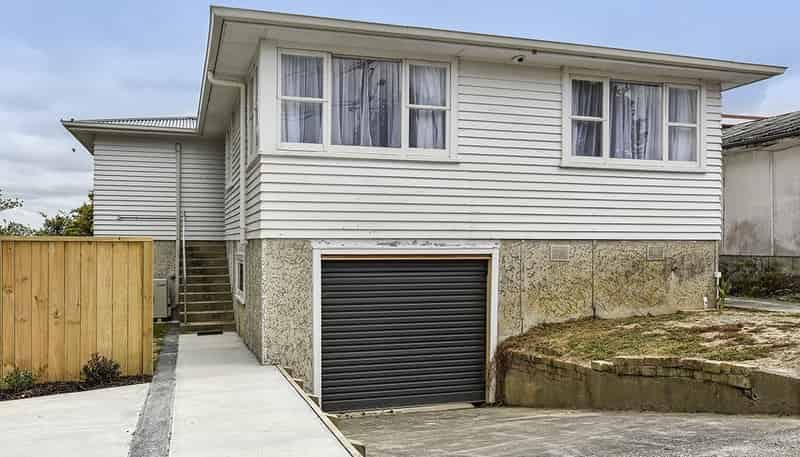 205 New Windsor Road, New Windsor