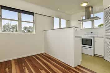 205 New Windsor Road, New Windsor