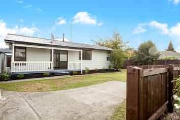 12B Mahana Road, Saint Andrews