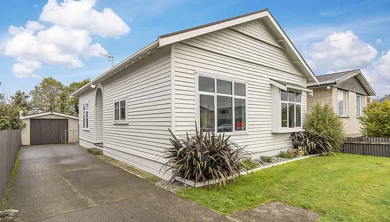 73 Lowe Street, Avenal