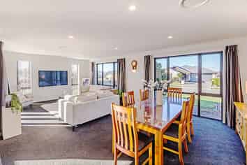 28 Rossall Crescent, Rolleston