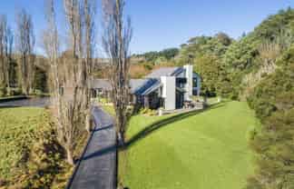 24 Kingsdale Park Drive, Aokautere