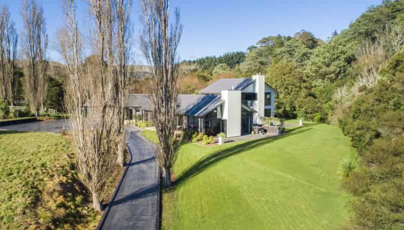 24 Kingsdale Park Drive, Aokautere