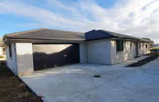 14 Torkar Road, Clarks Beach