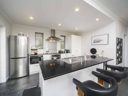 58A Exeter Crescent, Takaro