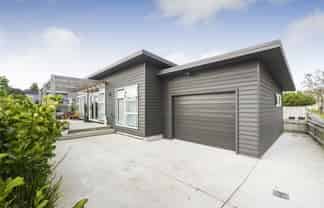 58A Exeter Crescent, Takaro