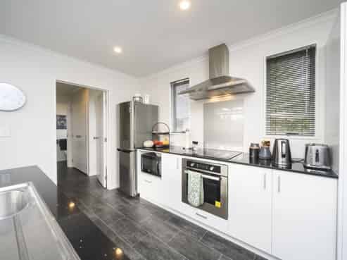 58A Exeter Crescent, Takaro