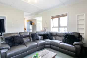 97 Avondale Road, Greenmeadows