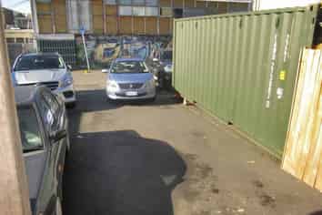 PRIME POSITION IN GLEN INNES