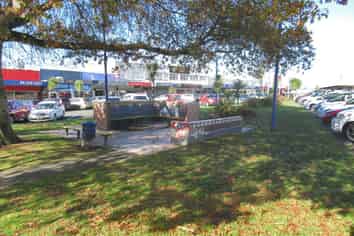 PRIME POSITION IN GLEN INNES