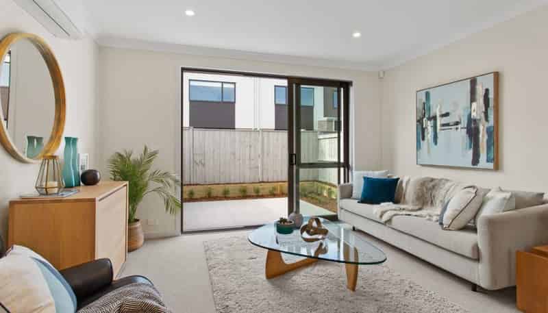 8 Orona Place, Conifer Grove