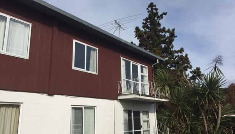 4/6 Cruickshank Crescent, Meadowbank