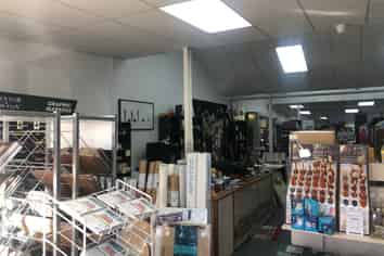 Corner profile Showroom/retail Takapuna