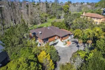 17B Chatfield Place, Remuera