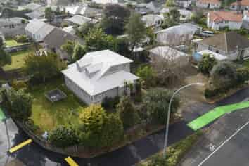 1 Clarkin Road, Fairfield