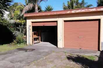 14 Knight Avenue, Mount Albert