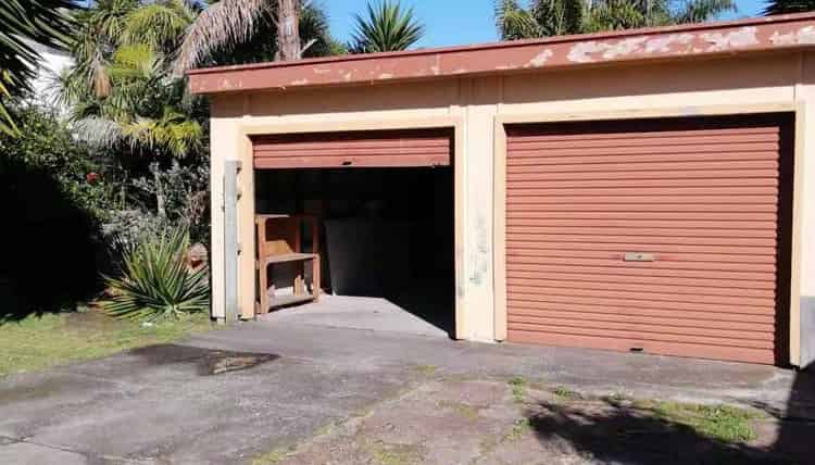 14 Knight Avenue, Mount Albert