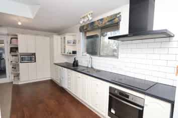 48 Belt Road, Allenton