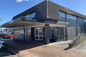 Dual Tenanted Land & Building Investment