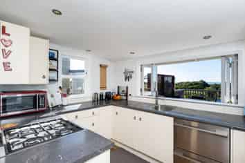 16 Collison Terrace, Haumoana