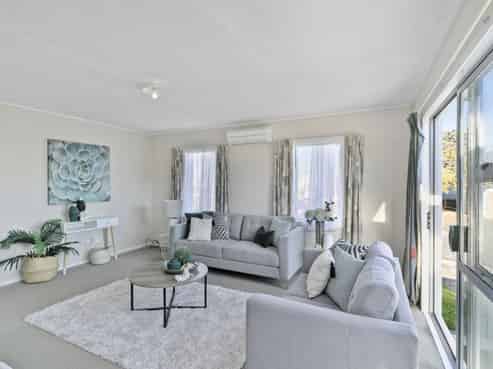 18a Maple Grove, Maungaraki