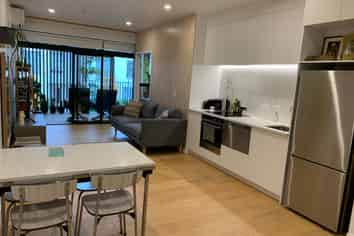 7/169 Hobonsonville Point Road, Hobsonville