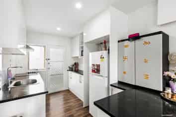 1/22 Fowlds Avenue, Sandringham