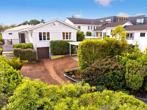 92 Melanesia Road, Kohimarama