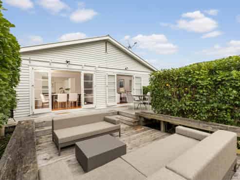 92 Melanesia Road, Kohimarama