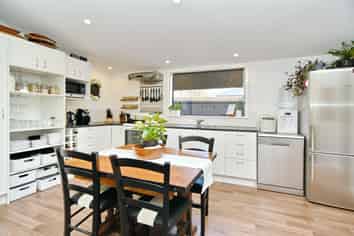 1/136 Pages Road, Wainoni