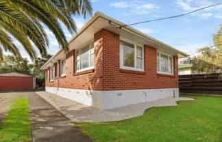 145 No 3 Line, Wanganui East