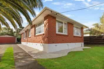 145 No 3 Line, Wanganui East