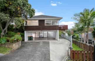 6 Pickwick Parade, Mellons Bay