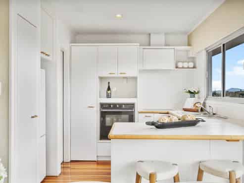 6 Pickwick Parade, Mellons Bay